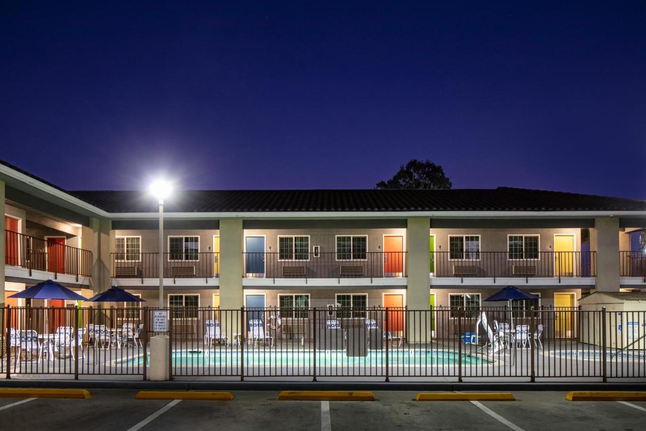 Signature Temecula Exterior photo